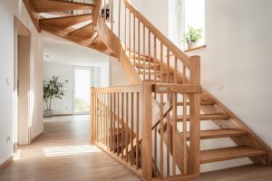 Artis Treppen ᐅ Holztreppe sicher in Großrinderfeld – Treppenbau