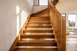 Holztreppen in Edingen-Neckarhausen – Treppenbau