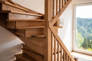 Holztreppen in Heinrichsthal – Treppenbau