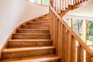 Holztreppen in Mossautal – Treppenbau