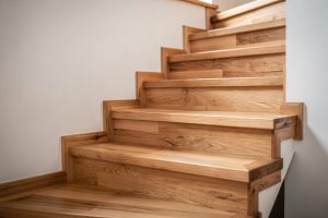 Holztreppen in Neckargerach – Treppenbau