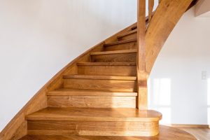 Holztreppen in Neunkirchen – Treppenbau