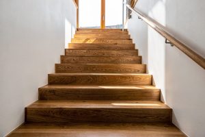Holztreppen in Römerberg – Treppenbau
