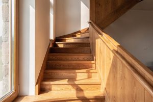 Holztreppen in Sommerkahl – Treppenbau