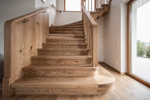 Holztreppen in Wörth – Treppenbau