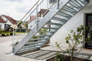 Stahltreppen in Kleinrinderfeld – Treppenbau