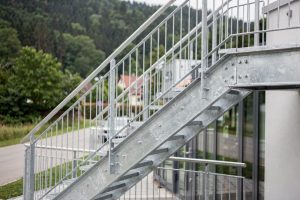 Stahltreppen in Weibersbrunn – Treppenbau