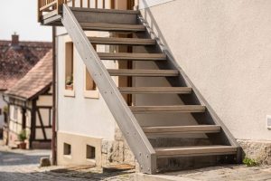 Wangentreppen in Sommerhausen – Treppenbau